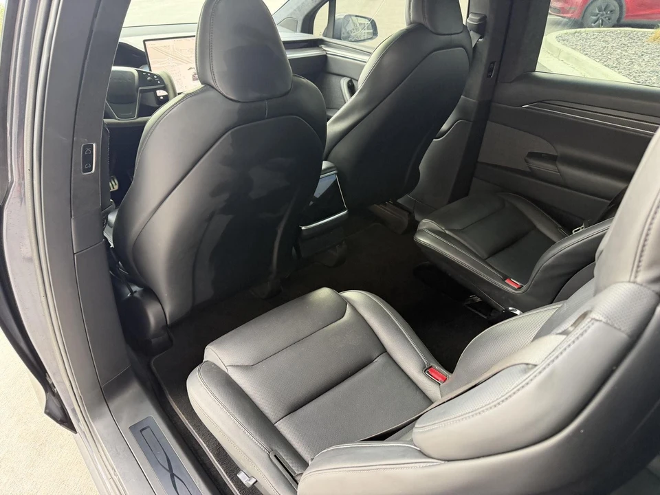 2022 Tesla Model X Plaid - Image 16 of 21