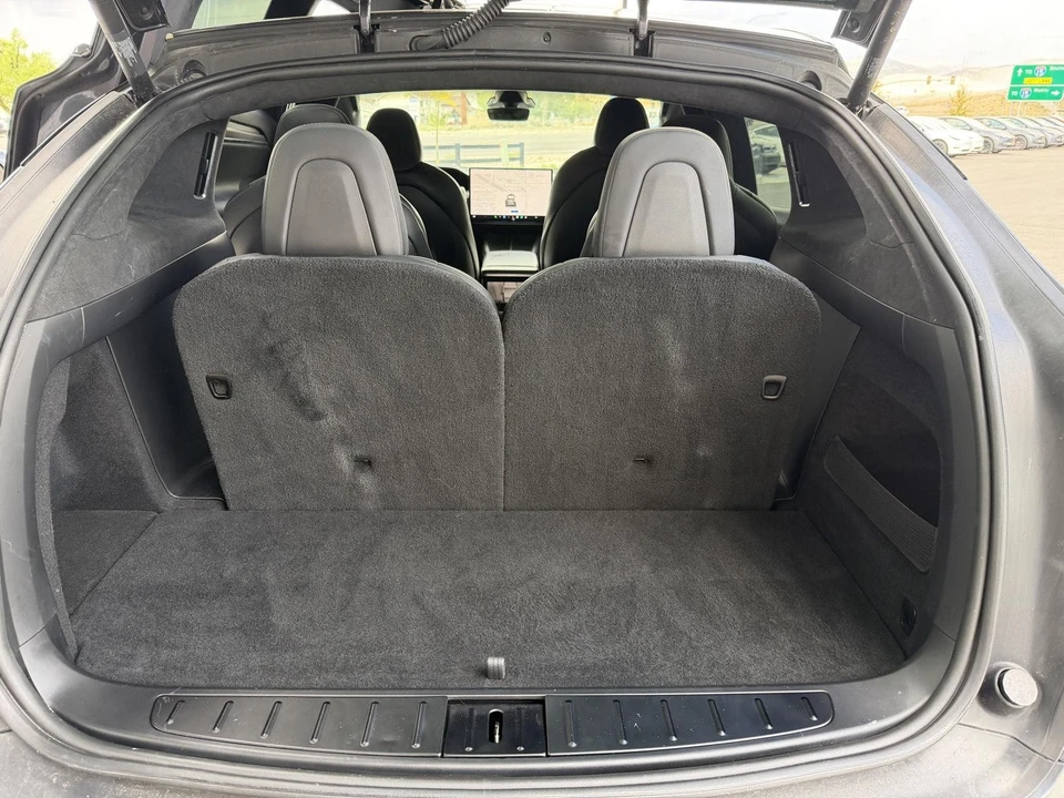 2022 Tesla Model X Plaid - Image 18 of 21