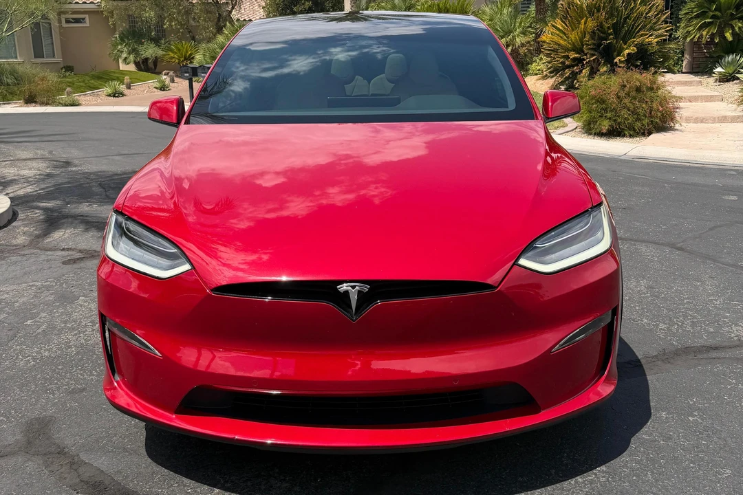 2022 Tesla Model X Plaid - Image 2 of 31