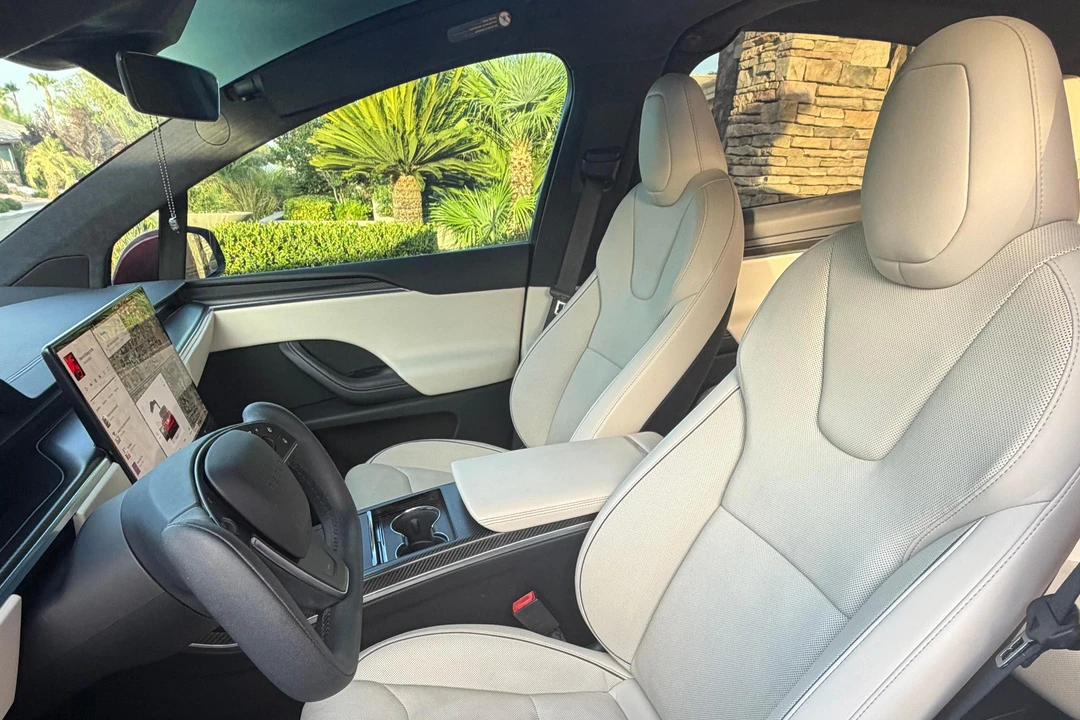 2022 Tesla Model X Plaid - Image 18 of 31