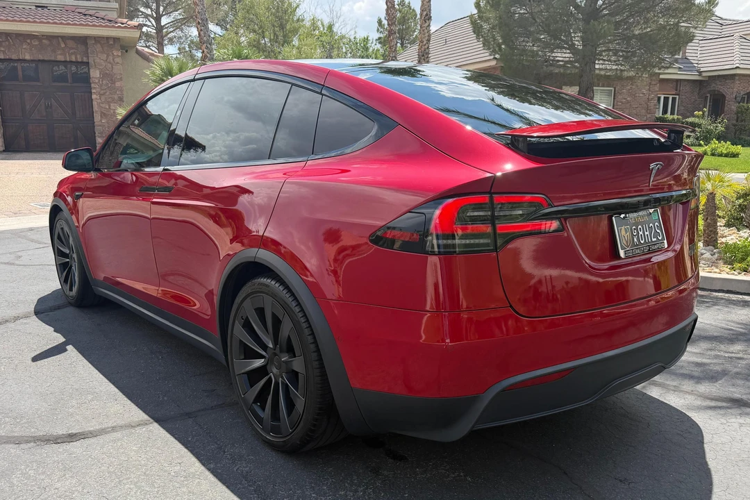 2022 Tesla Model X Plaid - Image 4 of 31