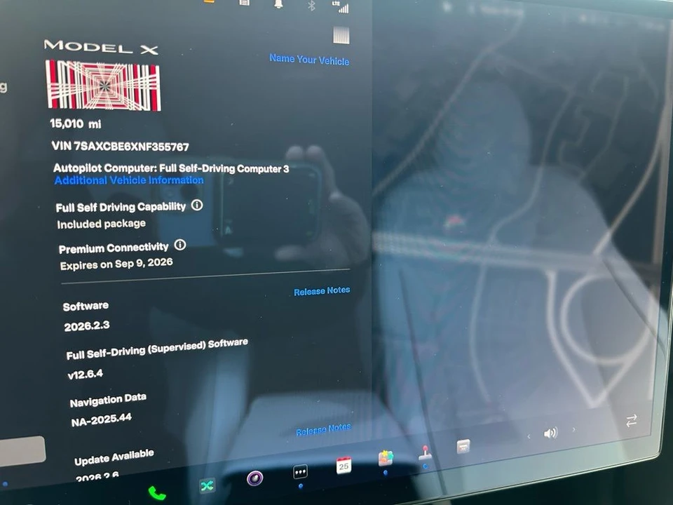 2022 Tesla Model X Plaid - Image 21 of 21