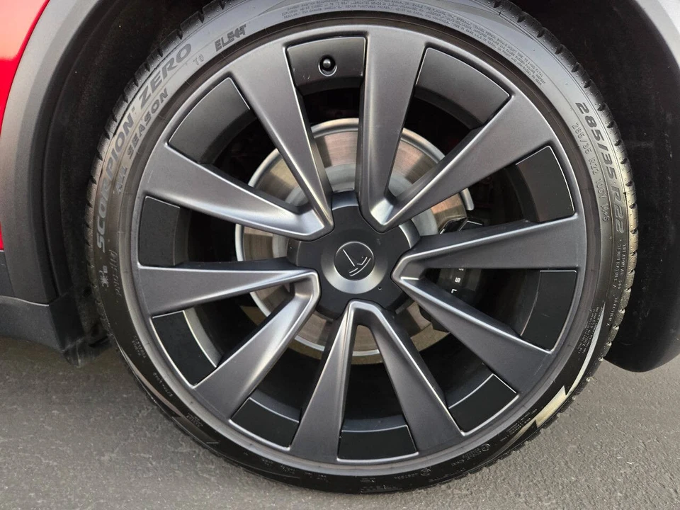 2022 Tesla Model X Plaid - Image 15 of 21