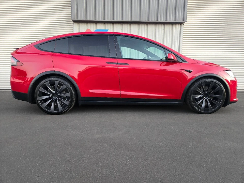 2022 Tesla Model X Plaid - Image 9 of 21