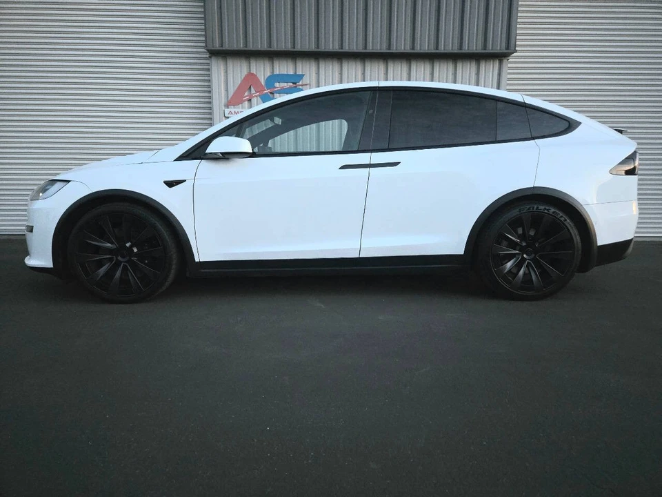 2022 Tesla Model X Plaid - Image 3 of 21