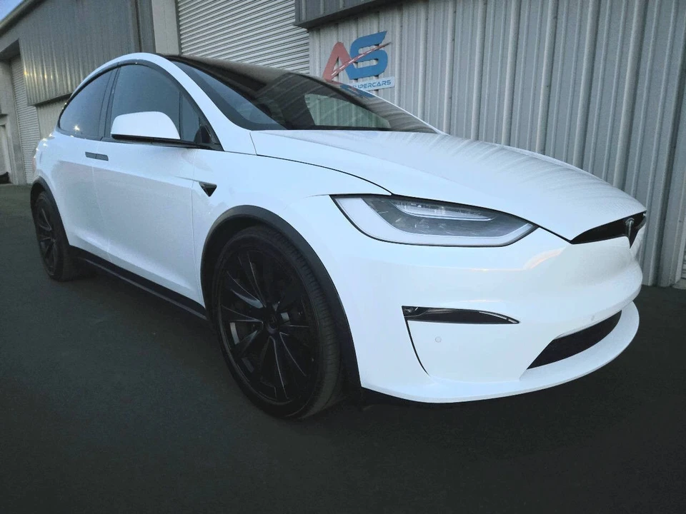 2022 Tesla Model X Plaid - Image 11 of 21