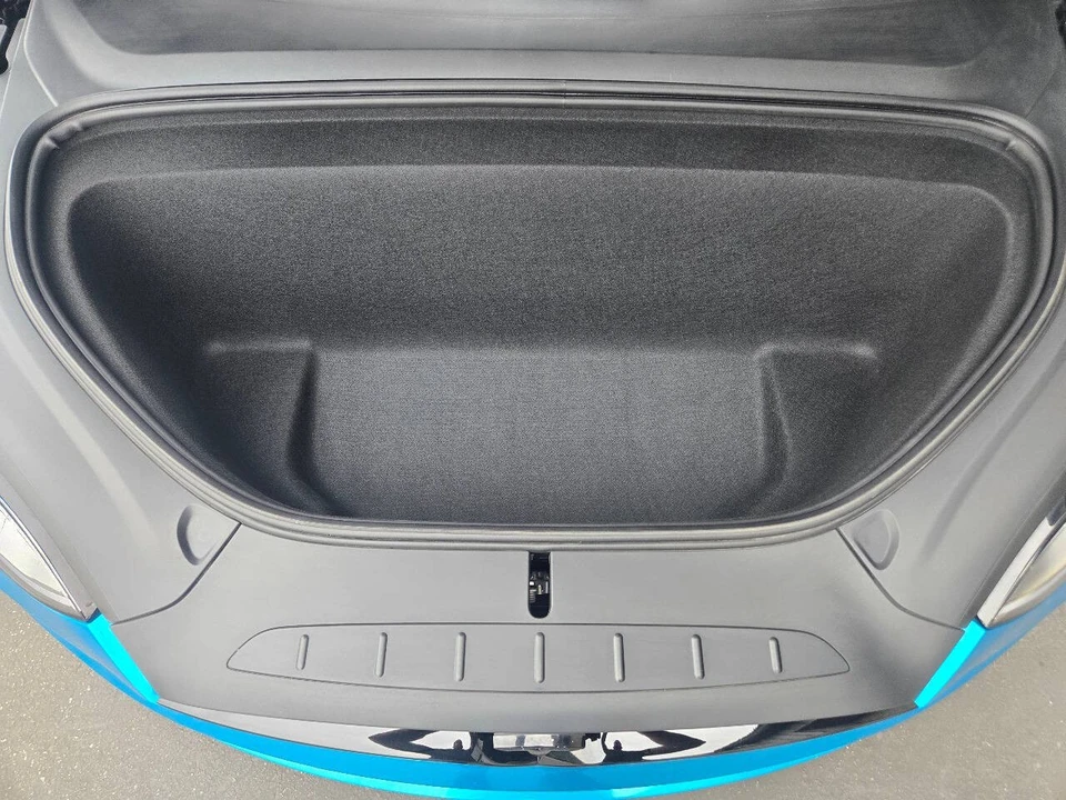 2022 Tesla Model X Plaid - Image 17 of 21