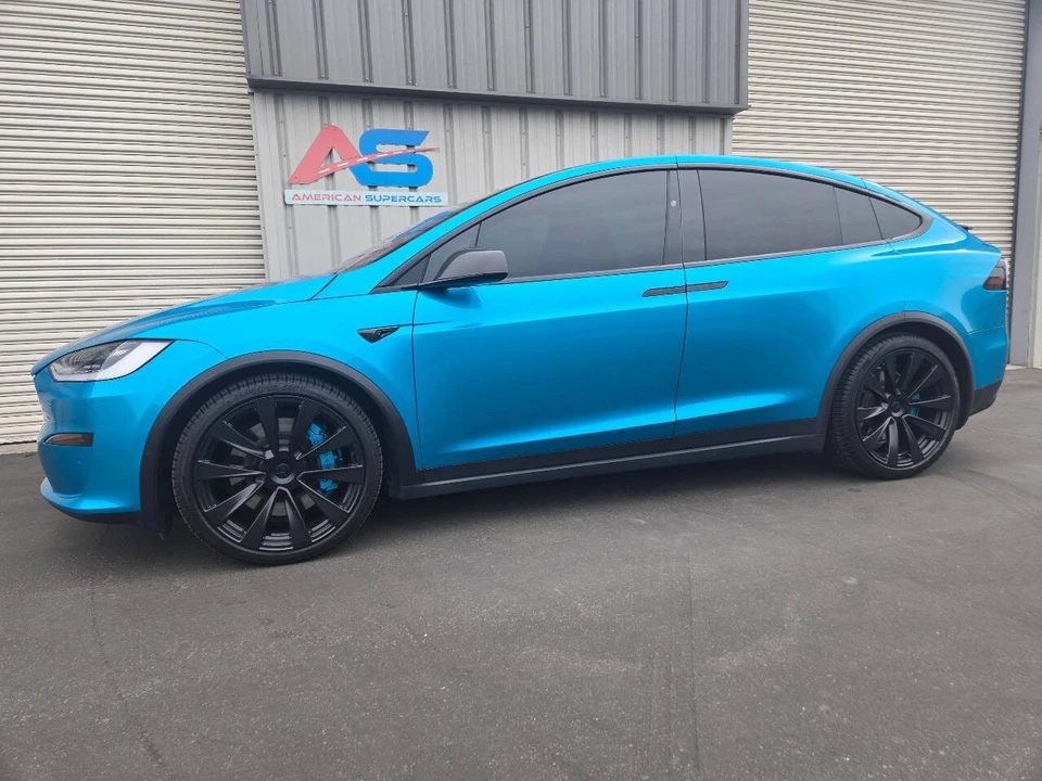 2022 Tesla Model X Plaid - Image 2 of 21