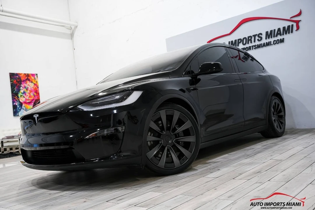 2022 Tesla Model X Plaid - Image 3 of 12