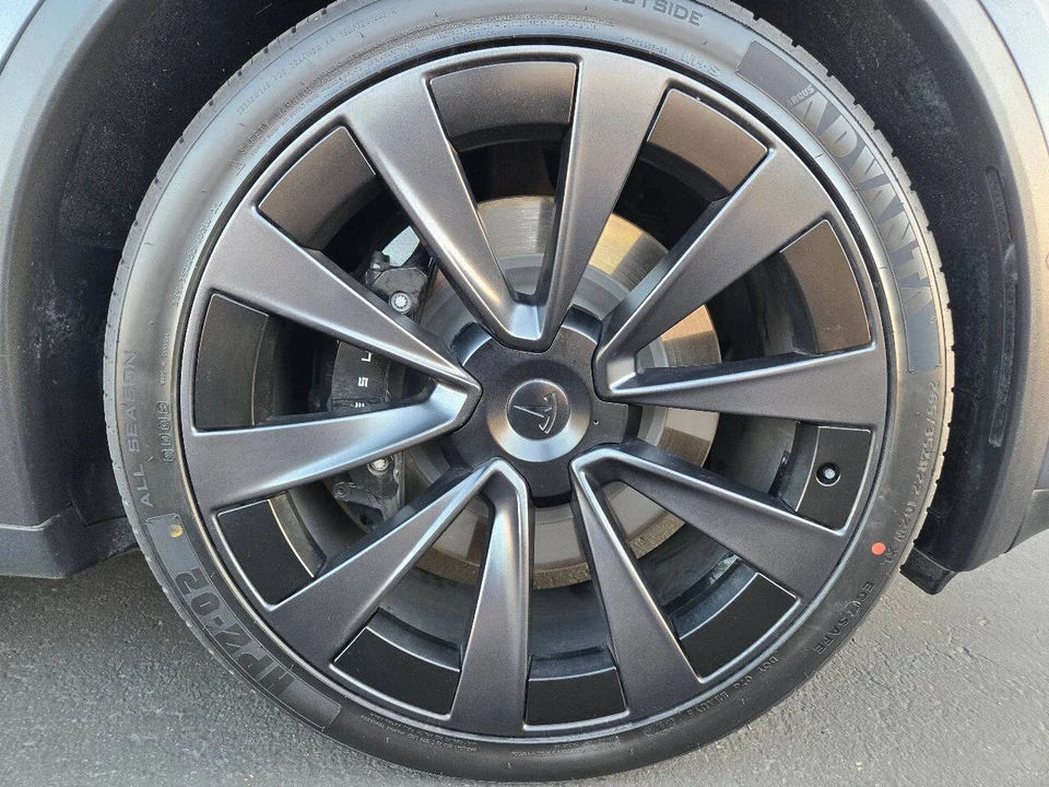 2022 Tesla Model X Plaid - Image 18 of 21