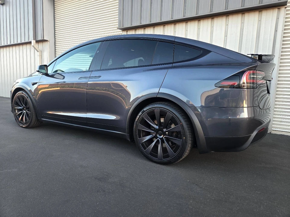 2022 Tesla Model X Plaid - Image 5 of 21