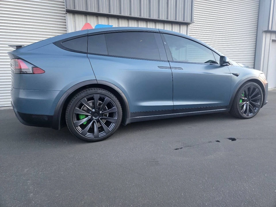 2022 Tesla Model X Plaid - Image 9 of 21