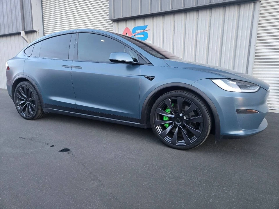 2022 Tesla Model X Plaid - Image 11 of 21