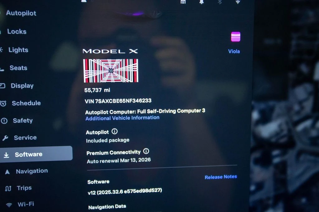 2022 Tesla Model X Plaid - Image 9 of 12