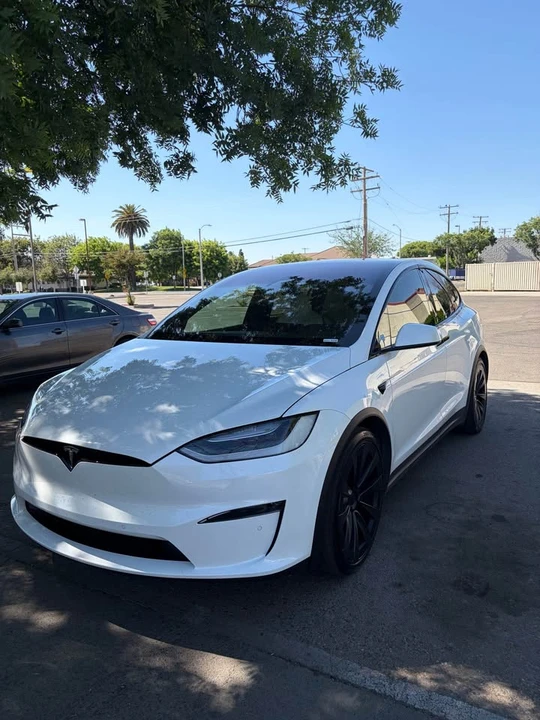 2022 Tesla Model X Plaid - Image 6 of 9