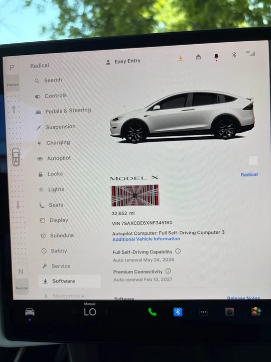 2022 Tesla Model X Plaid - Image 9 of 9