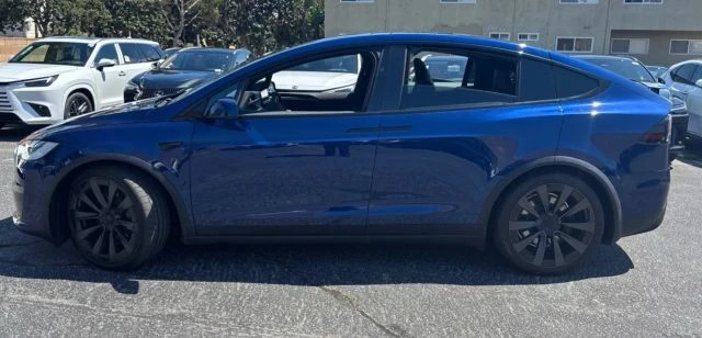 2022 Tesla Model X Plaid - Image 6 of 6