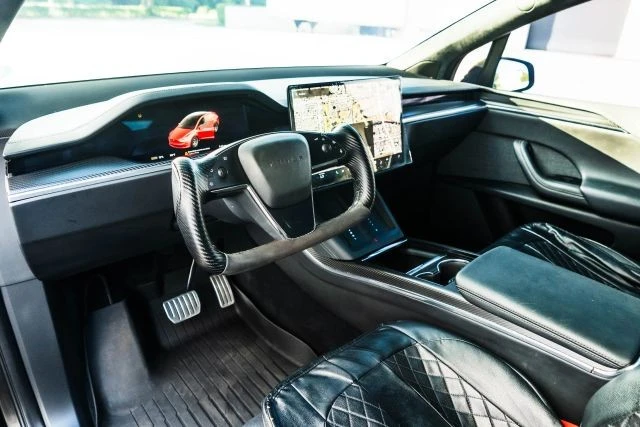 2022 Tesla Model X Plaid - Image 20 of 21