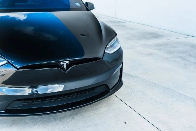 2022 Tesla Model X Plaid - Image 9 of 21