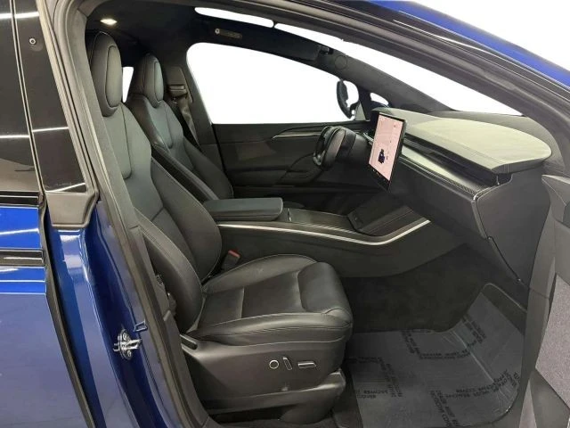 2022 Tesla Model X Plaid - Image 12 of 21