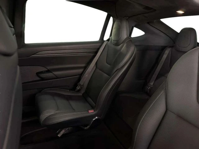 2022 Tesla Model X Plaid - Image 19 of 21