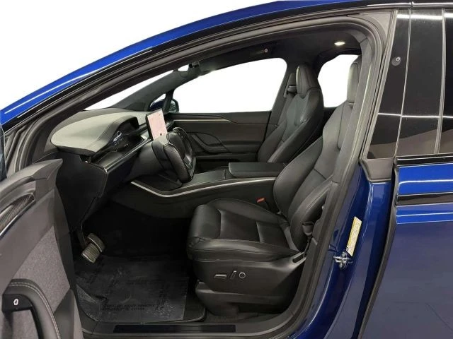 2022 Tesla Model X Plaid - Image 11 of 21