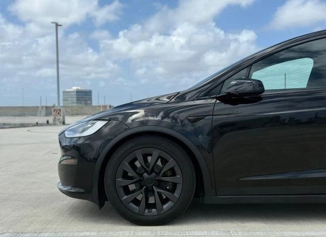 2022 Tesla Model X Plaid - Image 9 of 21