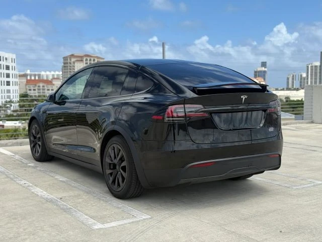 2022 Tesla Model X Plaid - Image 4 of 21