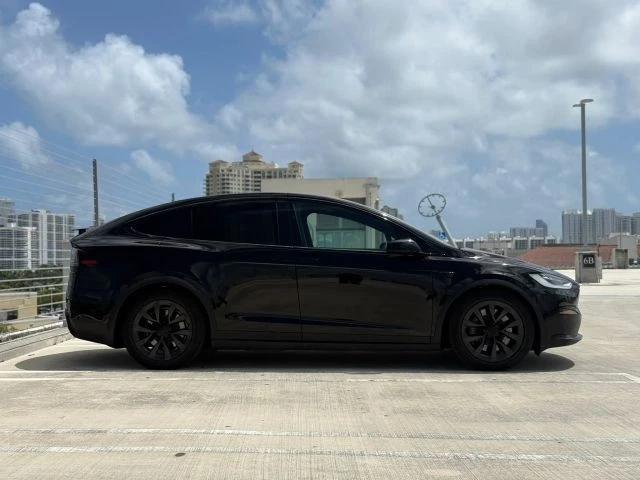 2022 Tesla Model X Plaid - Image 14 of 21