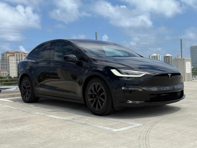 2022 Tesla Model X Plaid - Image 16 of 21