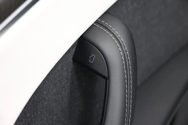 2022 Tesla Model X Plaid - Image 12 of 12