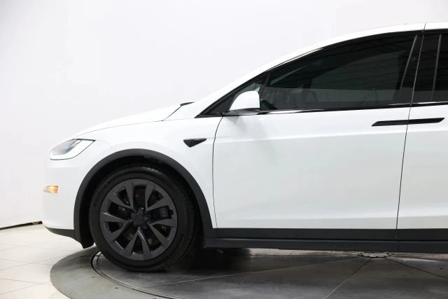 2022 Tesla Model X Plaid - Image 7 of 12