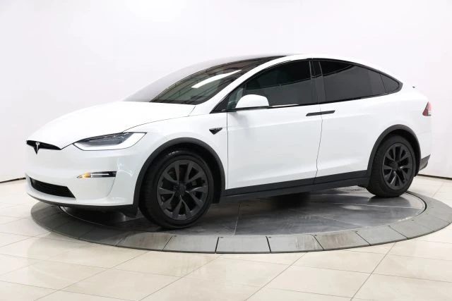 2022 Tesla Model X Plaid - Image 2 of 12
