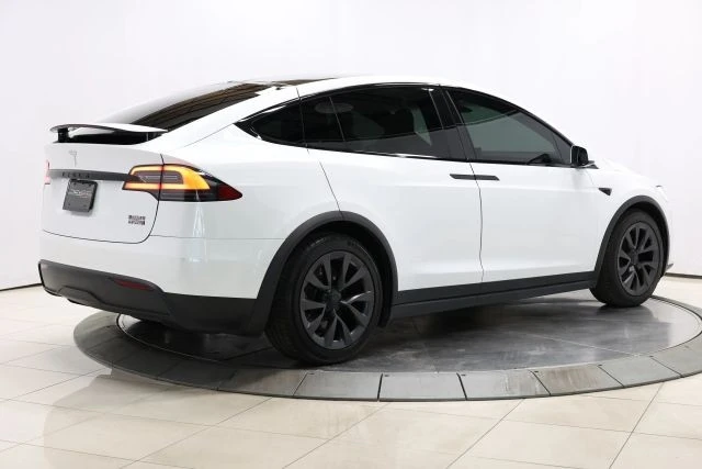 2022 Tesla Model X Plaid - Image 5 of 12