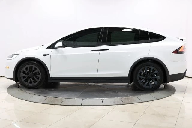 2022 Tesla Model X Plaid - Image 8 of 12