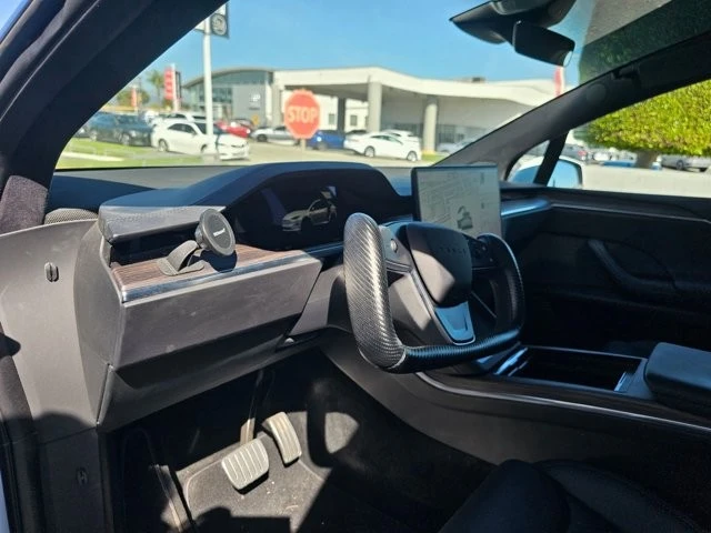 2022 Tesla Model X - Image 5 of 17