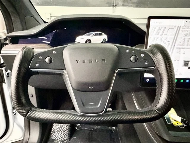 2022 Tesla Model X - Image 25 of 31