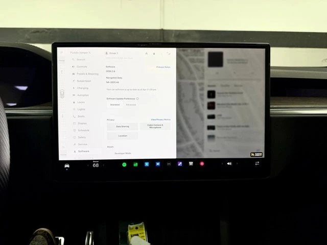 2022 Tesla Model X - Image 30 of 31
