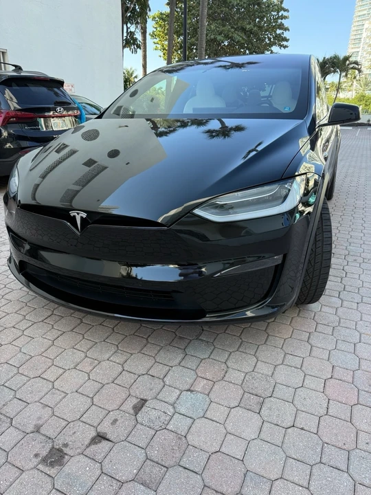 2022 Tesla Model X Plaid - Image 2 of 21
