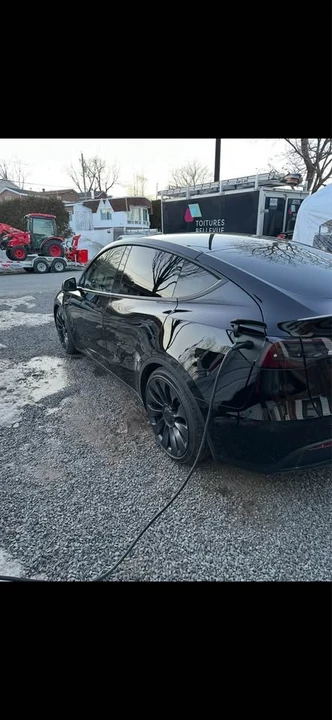 2022 Tesla Model Y - Image 3 of 10