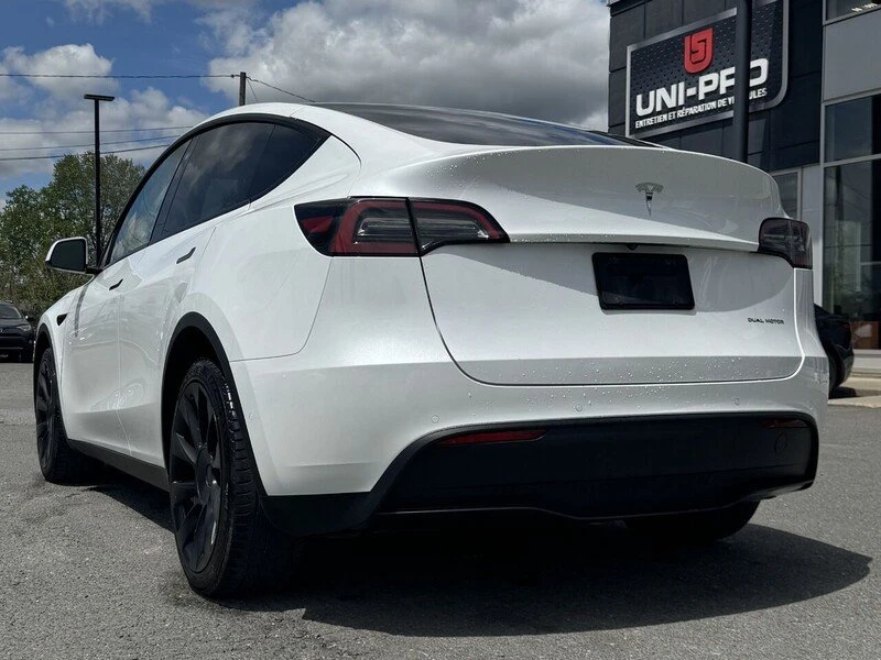 2022 Tesla Model Y - Image 5 of 10