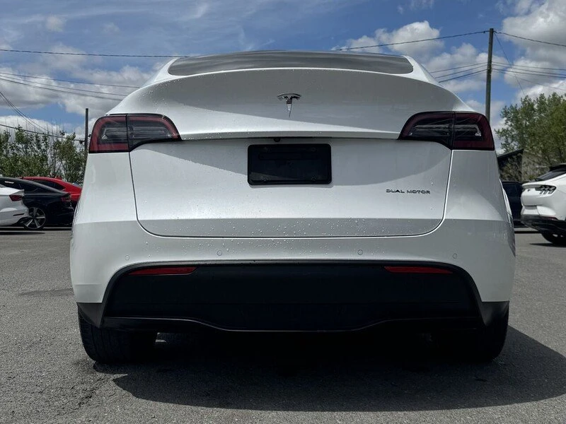 2022 Tesla Model Y - Image 6 of 10