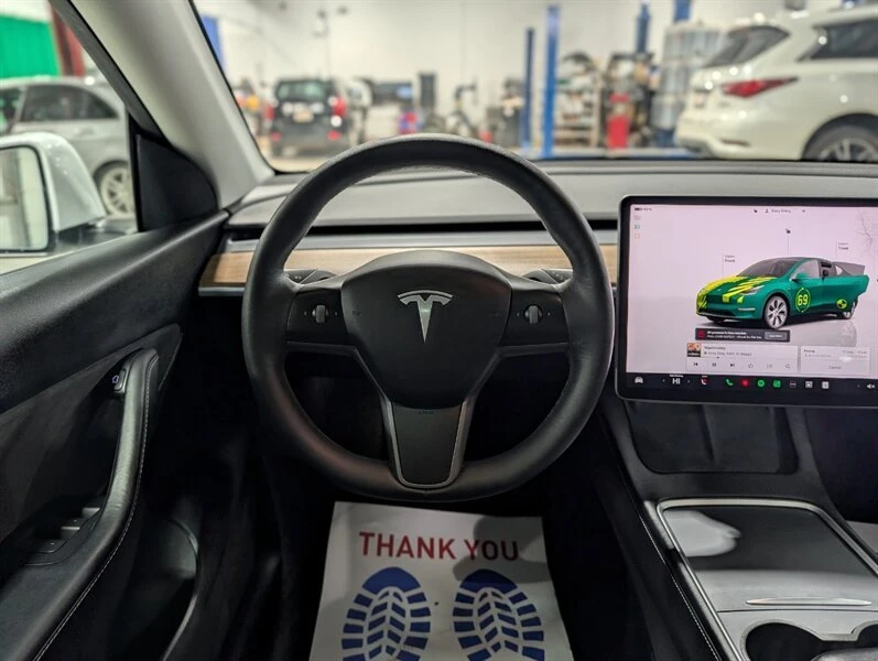 2022 Tesla Model Y - Image 14 of 20