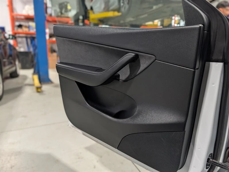 2022 Tesla Model Y - Image 10 of 20