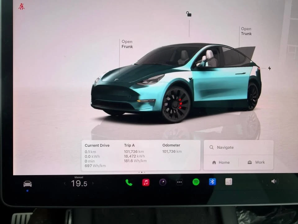 2022 Tesla Model Y - Image 14 of 20