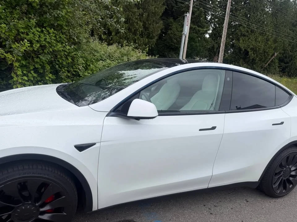2022 Tesla Model Y - Image 18 of 20