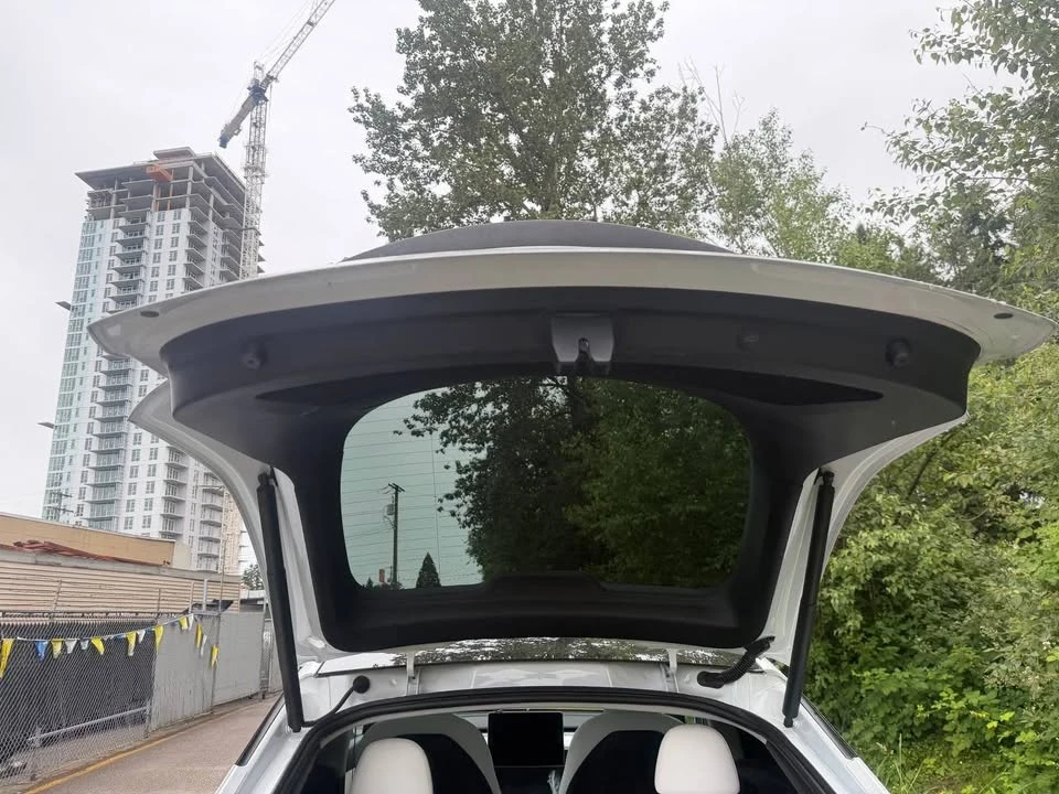 2022 Tesla Model Y - Image 7 of 20