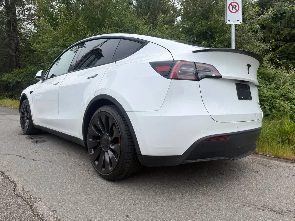 2022 Tesla Model Y - Image 5 of 20