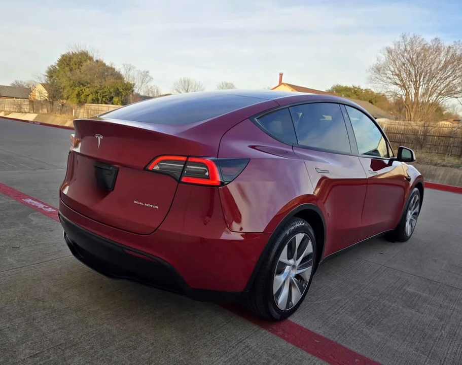 2022 Tesla Model Y - Image 13 of 13