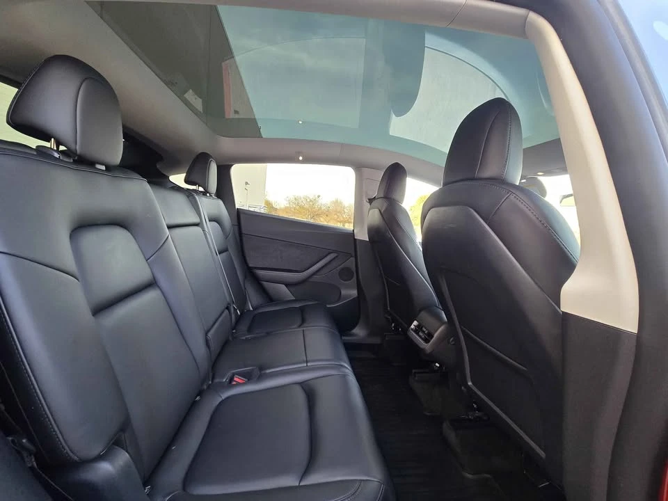 2022 Tesla Model Y - Image 5 of 13